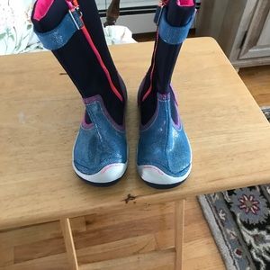 Girls boots